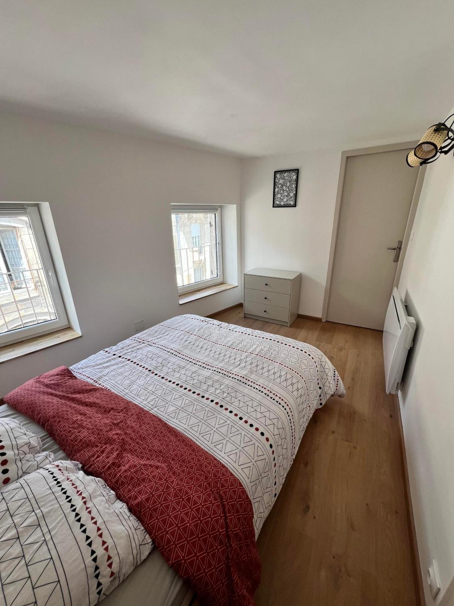 Chez Lucie&Pierre Appartement Relaxant - Centre Ville Verdun - Gere Par Prestazen'Services Ngoại thất bức ảnh